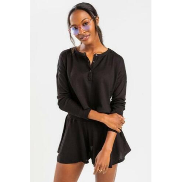 Row A Cropped Henley Knit Top Womens M Black Long Sleeve Pullover Casual NWT - Picture 6 of 6